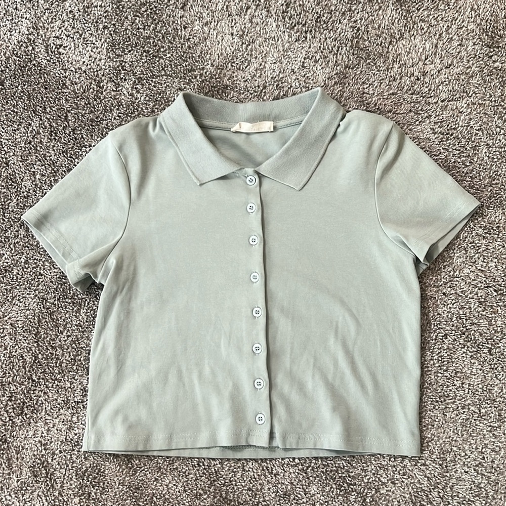 Light green cropped button up shirt